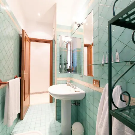 The Rent - Gracious Near Castel Sant'angelo * Roma